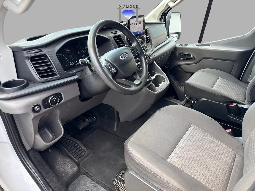 2020 Ford Transit Passenger Van XLT - Photo 9