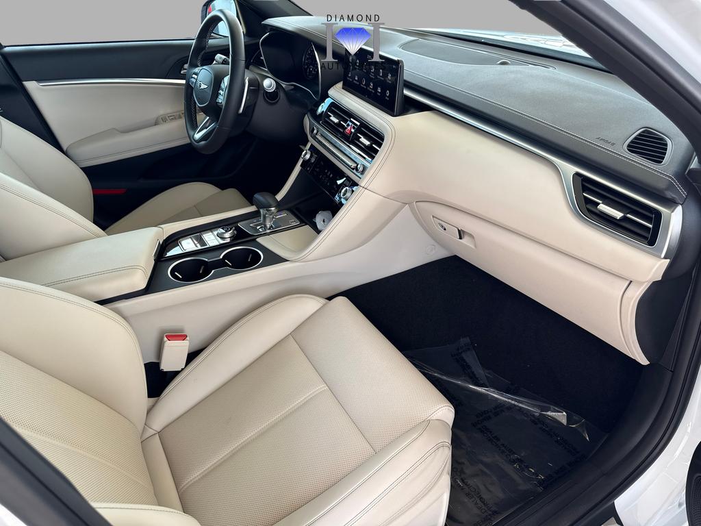 2026 GENESIS G70 Standard - Photo 14