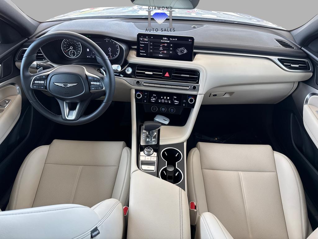 2026 GENESIS G70 Standard - Photo 10