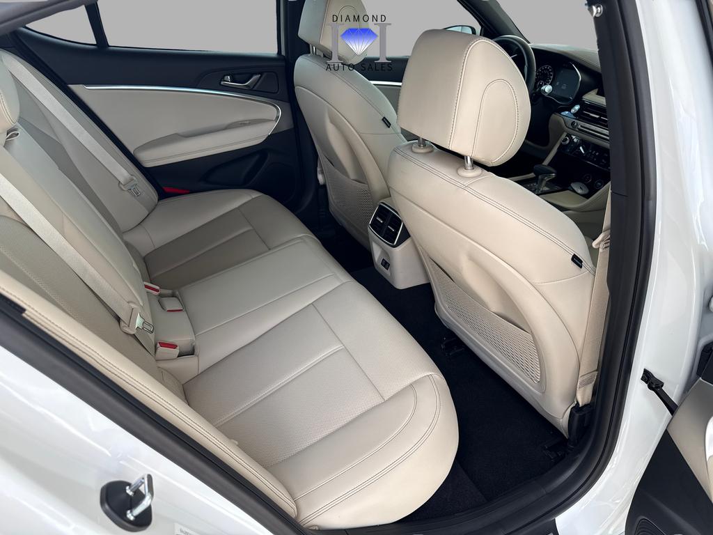 2026 GENESIS G70 Standard - Photo 15